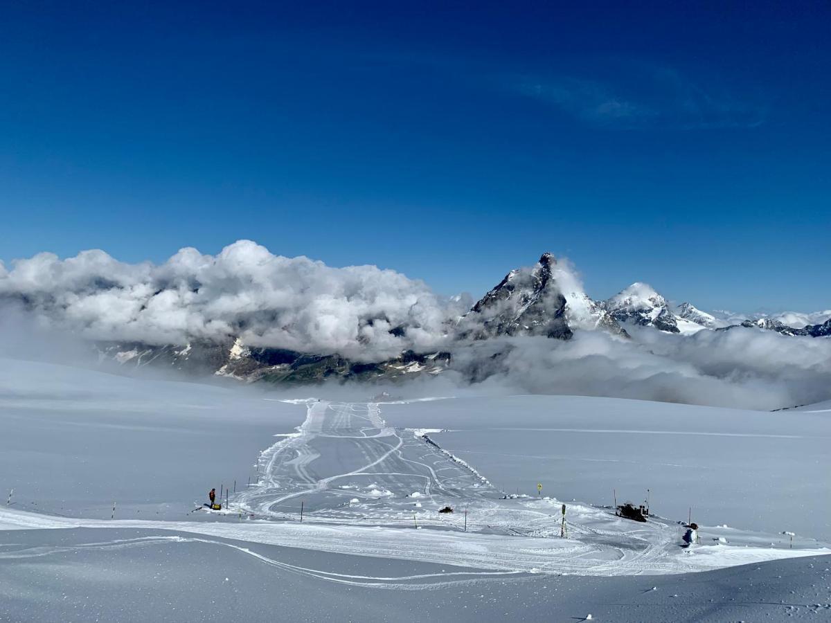 ברויל-קרוויניה Cervinia Ski In Ski Out - Spacious Apartment מראה חיצוני תמונה